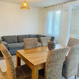  Appartement Almanarre