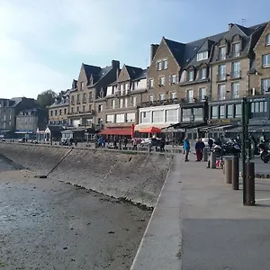 Studio , Cancale France