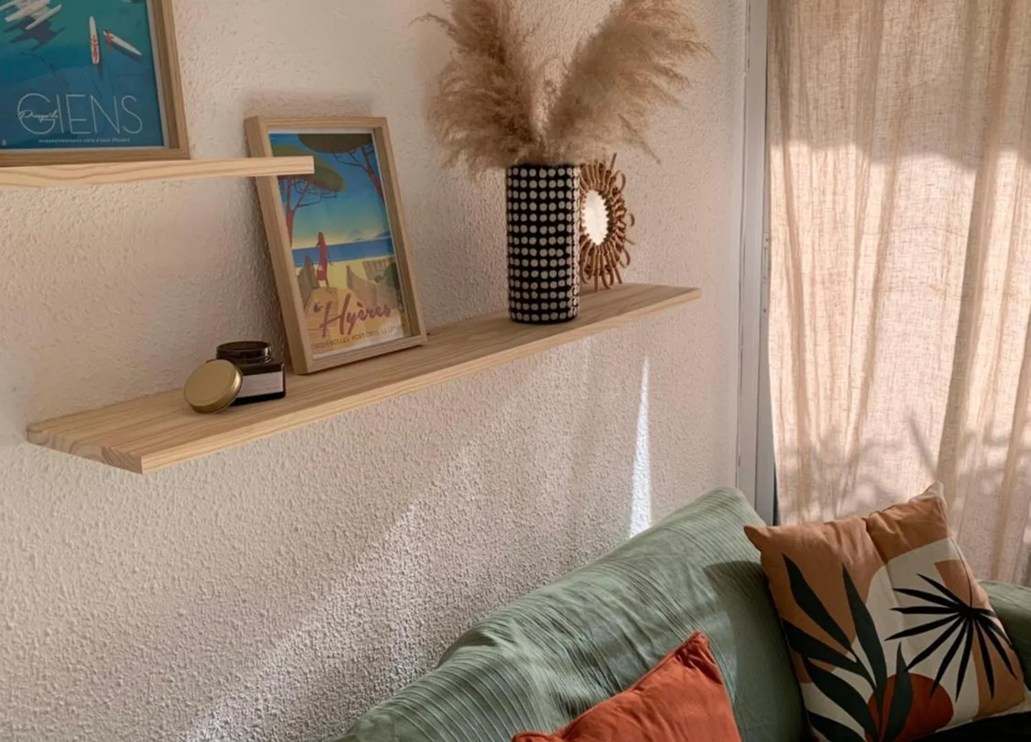 Apartament Studio Climatise Avec Wifi Au Calme Sur Le Port. Hyères Francja